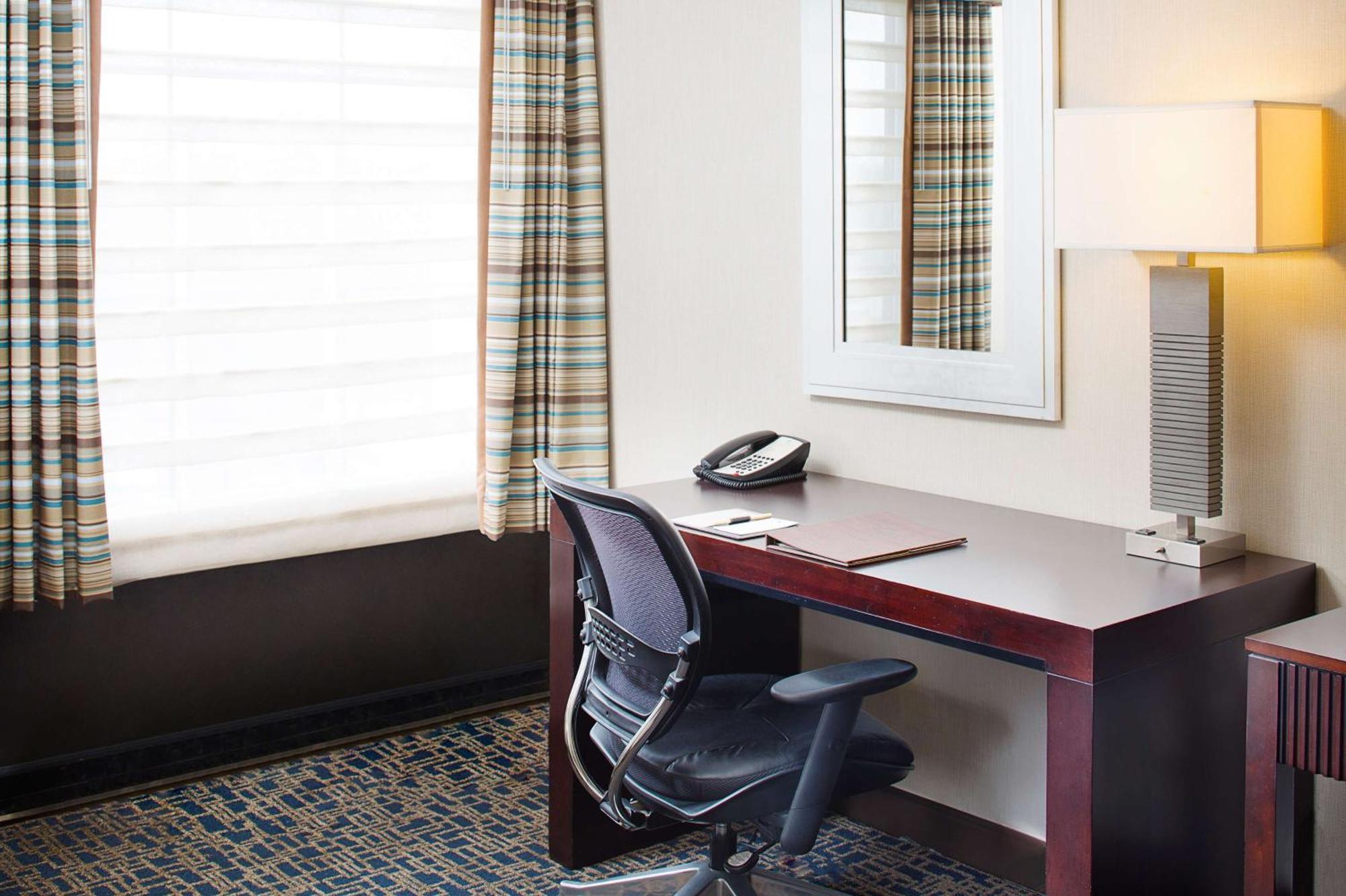 Doubletree By Hilton Baltimore - BWI Airport Лінтікум Екстер'єр фото