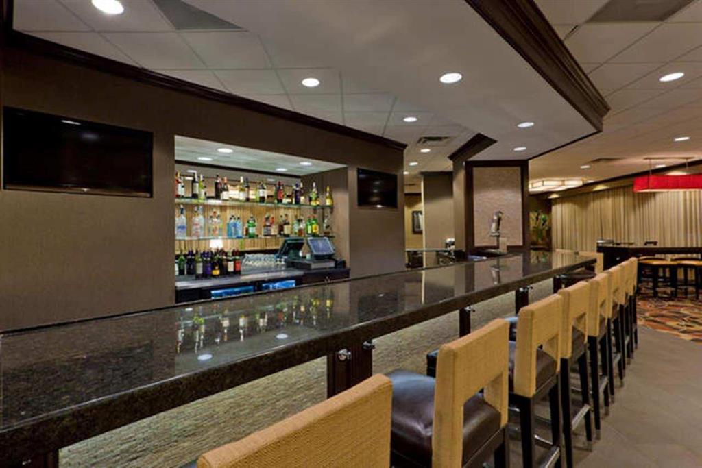 Doubletree By Hilton Baltimore - BWI Airport Лінтікум Ресторан фото